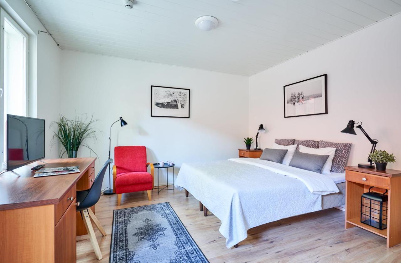 Hotel Villa Molnby Порвоо Экстерьер фото