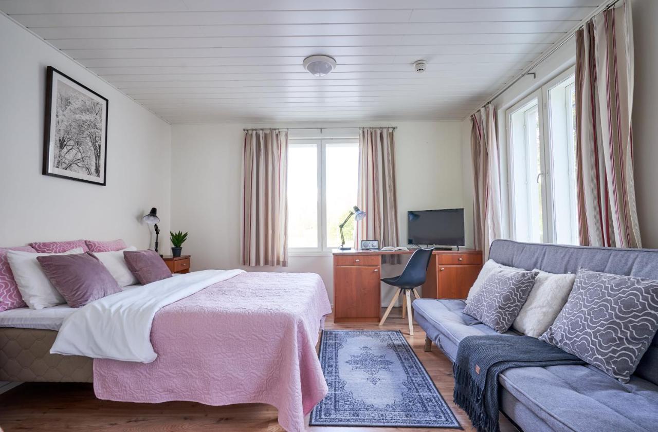 Hotel Villa Molnby Порвоо Экстерьер фото