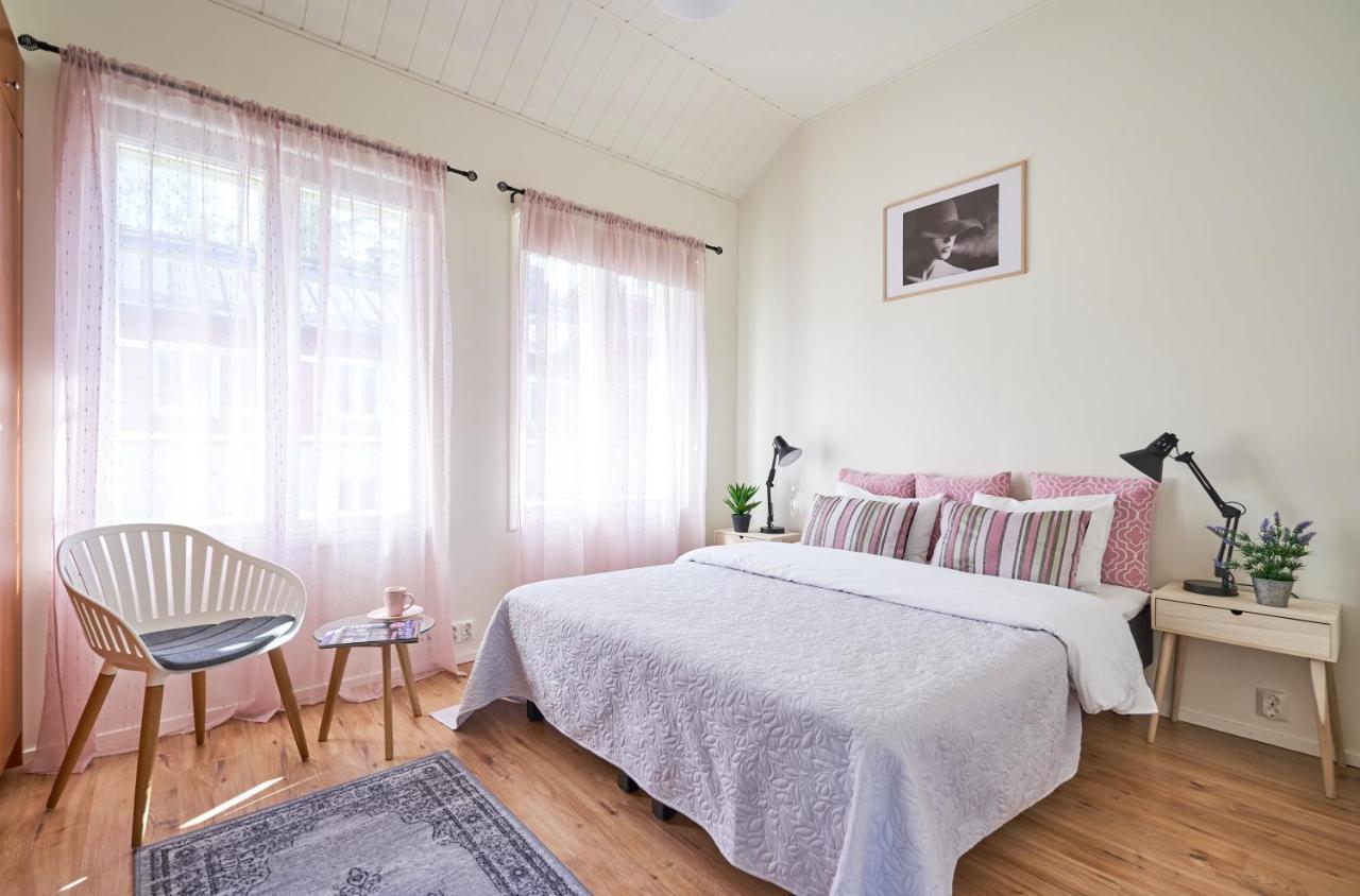 Hotel Villa Molnby Порвоо Экстерьер фото